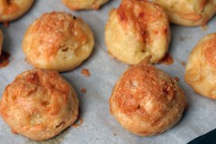 gougeres cheese puffs