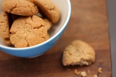 tahini-almond-cookies